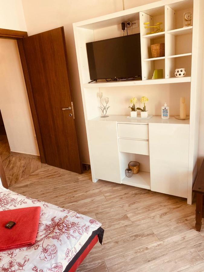Pachmann Apartments Nea Plagia Bagian luar foto