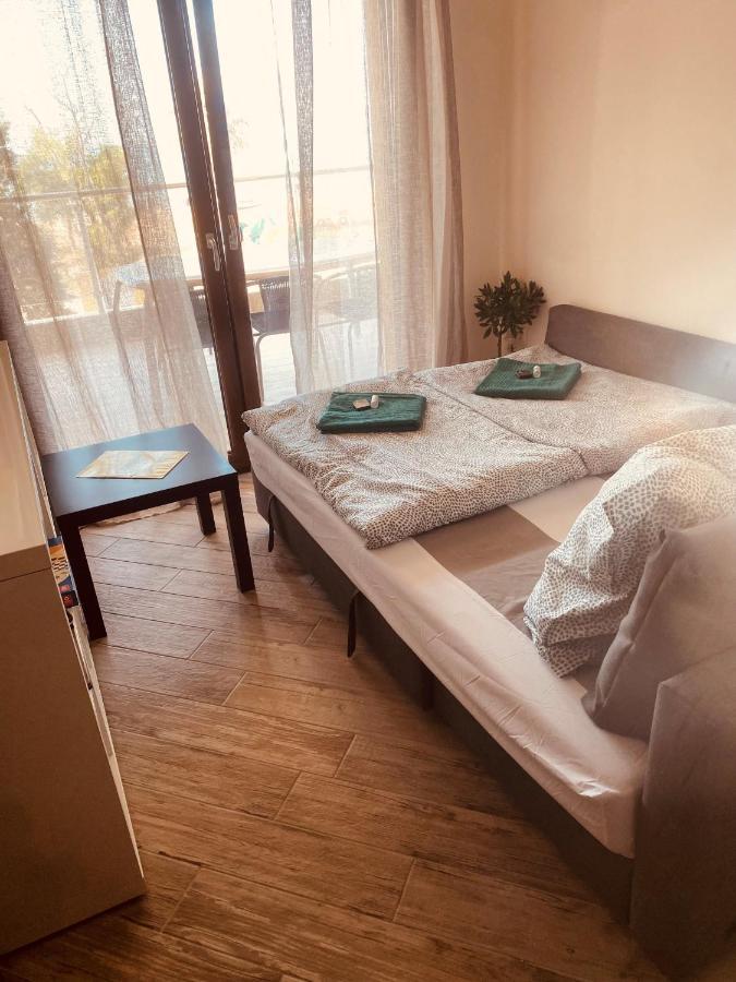 Pachmann Apartments Nea Plagia Bagian luar foto