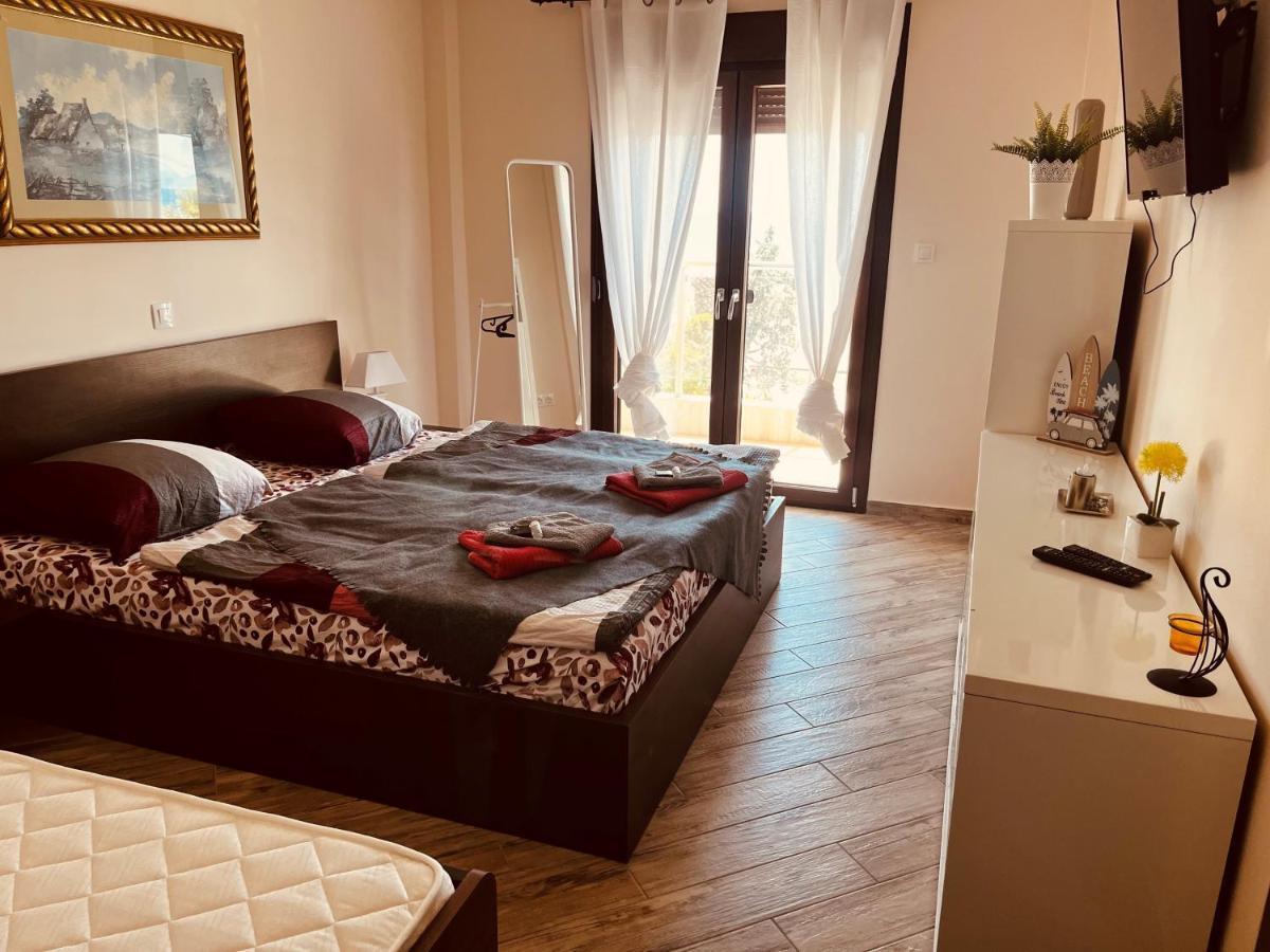 Pachmann Apartments Nea Plagia Bagian luar foto